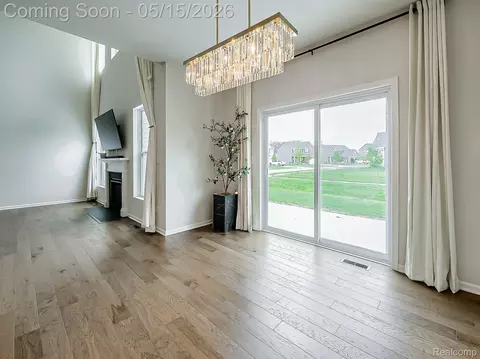 Living - 2716 Maize Loop, Saline, MI 48176 photo 2 of 8