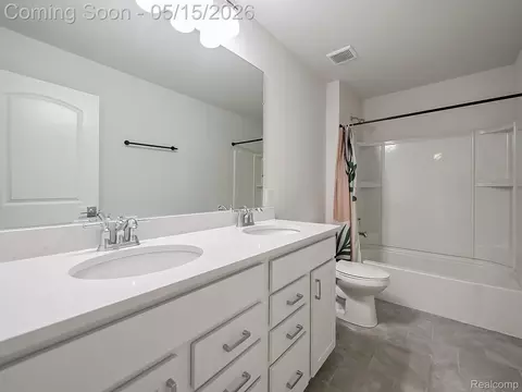 Bath - 2716 Maize Loop, Saline, MI 48176 photo 6 of 6