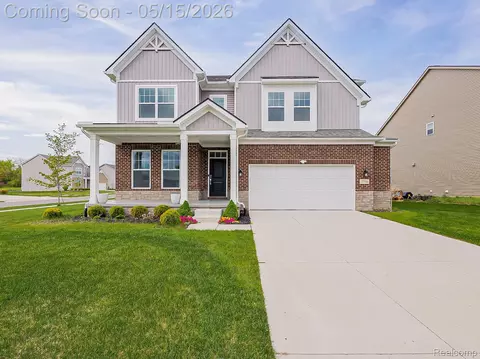 Exterior - 2716 Maize Loop, Saline, MI 48176 photo 2 of 8