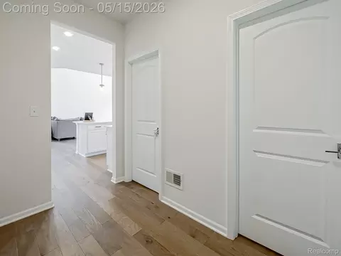Entry Way - 2716 Maize Loop, Saline, MI 48176 photo 3 of 6