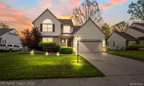 437 Light Tower Ct, Belleville, MI 48111