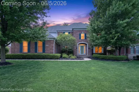 16193 Johnson Creek Dr, Northville, MI 48168