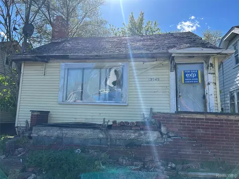 13949 Cherrylawn St, Detroit, MI 48238