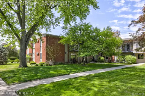 3915 Benjamin Ave #5, Royal Oak, MI 48073