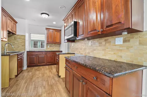 Kitchen - 24903 Dunning St, Dearborn, MI 48124 photo 1 of 2