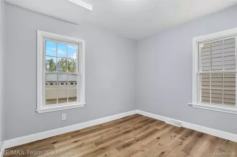 Bedroom - 24903 Dunning St, Dearborn, MI 48124 photo 1 of 7