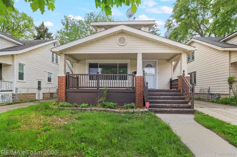 Exterior - 24903 Dunning St, Dearborn, MI 48124 photo 2 of 4