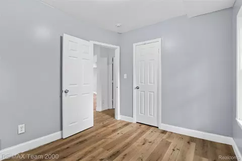 Bedroom - 24903 Dunning St, Dearborn, MI 48124 photo 2 of 7