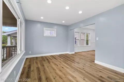 Living - 24903 Dunning St, Dearborn, MI 48124 photo 1 of 3