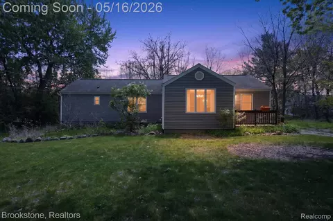 1331 Wolf Ct, East Lansing, MI 48823