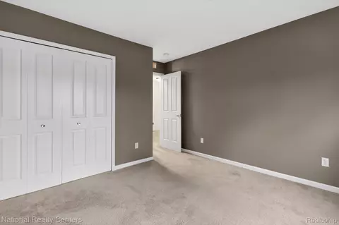 Bedroom - 4371 Aster Blvd, Genoa, MI 48843 photo 3 of 4