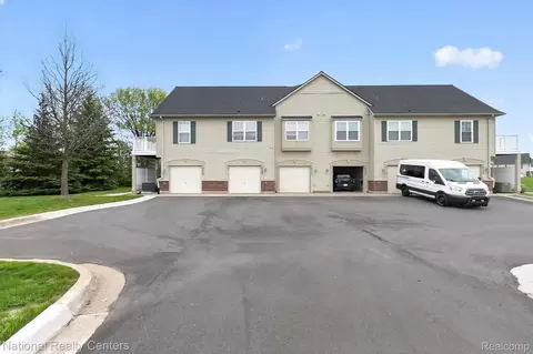 Exterior - 4371 Aster Blvd, Genoa, MI 48843 photo 3 of 6