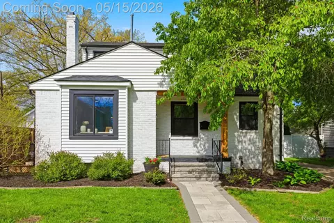 2705 Gardner Ave, Berkley, MI 48072