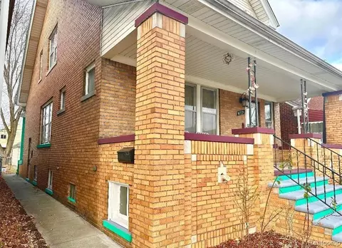 3929 Caniff St, Hamtramck, MI 48212