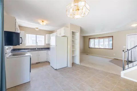 Other - 569 Hendrickson Blvd, Clawson, MI 48017 photo 2 of 5