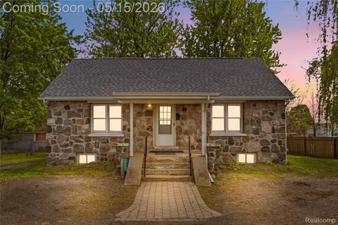 725 Mason Rd, Marion, MI 48843