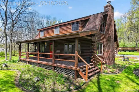Exterior - 2997 Brighton Rd, Genoa, MI 48843 photo 3 of 4