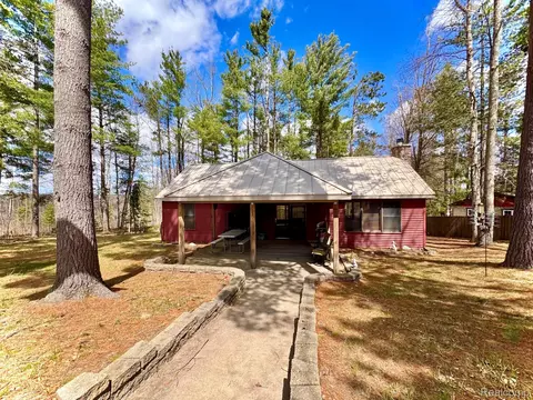 Exterior - 10931 Roberts Rd N, Maple Forest, MI 49733 photo 3 of 14
