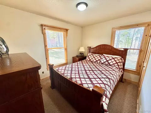 Bedroom - 10931 Roberts Rd N, Maple Forest, MI 49733 photo 1 of 3