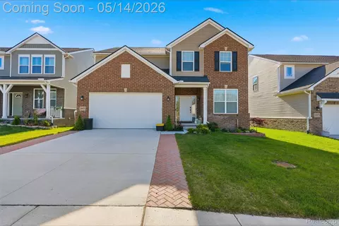 20975 Calabrese Dr, Lyon, MI 48178