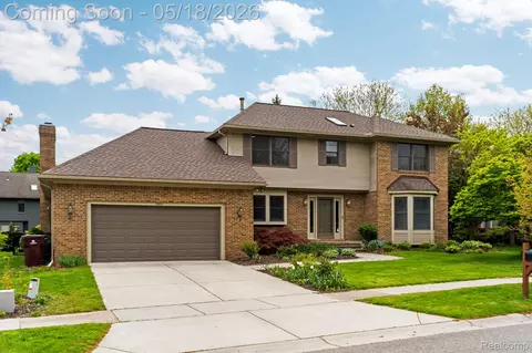 3920 Wynnstone Dr, Ann Arbor, MI 48105