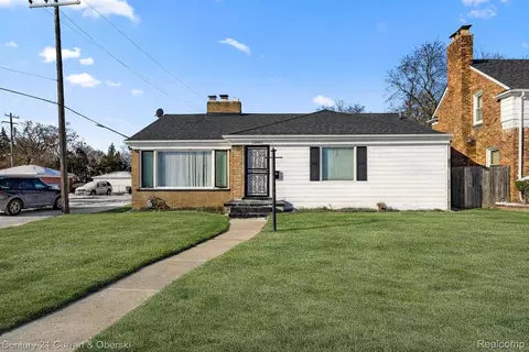 15805 Lindsay St, Detroit, MI 48227