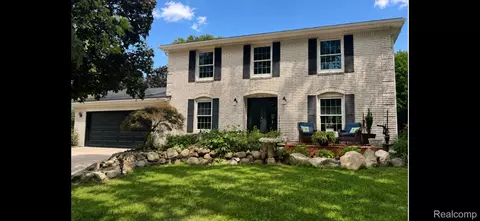 17301 Donohue Rd, Unadilla, MI 48169