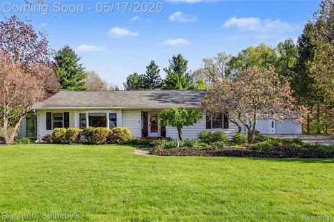 610 W Ellis Ave, Belding, MI 48809