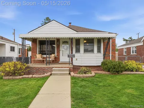 14886 Arlington Ave, Allen Park, MI 48101