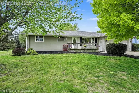 5468 Duffield Rd, Swartz Creek, MI 48473