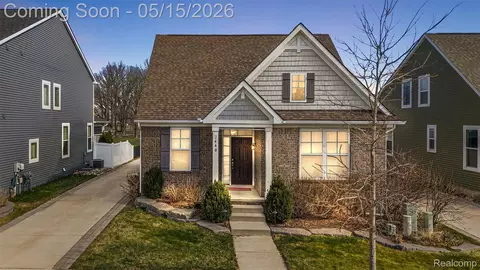 2440 Massoit Rd, Royal Oak, MI 48073