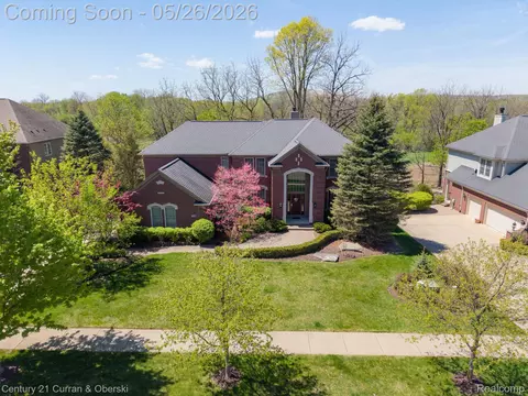 15965 Johnson Creek Dr, Northville, MI 48168