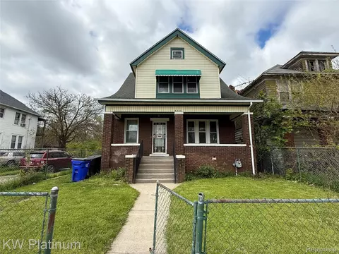 4235 Van Dyke St, Detroit, MI 48214