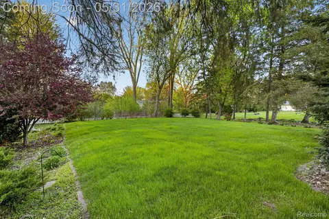 Other - 9508 Pine Needle Trl, Flushing, MI 48433 photo 15 of 15
