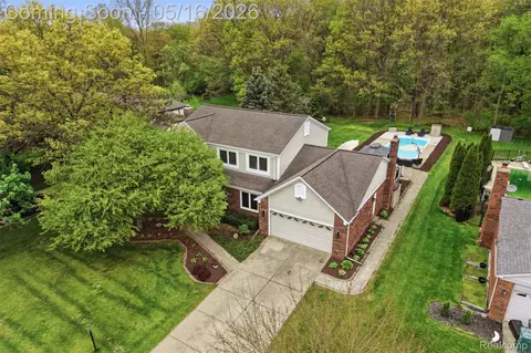 8876 Wintercove Dr, Commerce, MI 48382