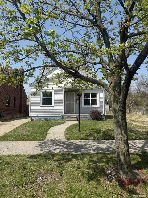 12725 Promenade St, Detroit, MI 48213
