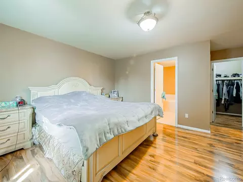 Bedroom - 48199 Lafayette Dr, Macomb, MI 48044 photo 2 of 12