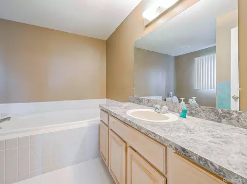 Bath - 48199 Lafayette Dr, Macomb, MI 48044 photo 2 of 6