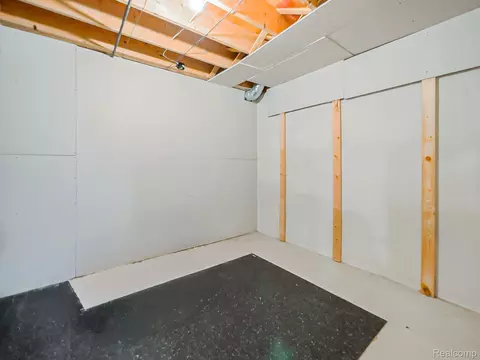 Other - 48199 Lafayette Dr, Macomb, MI 48044 photo 17 of 19