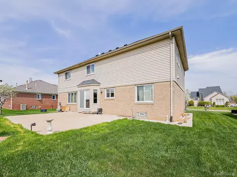 Exterior - 48199 Lafayette Dr, Macomb, MI 48044 photo 2 of 4