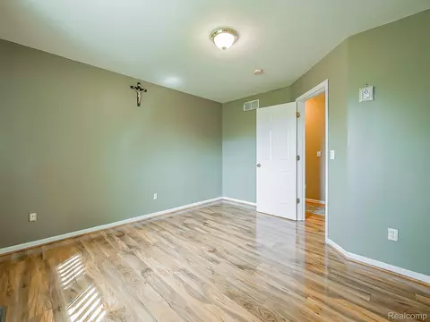 Bedroom - 48199 Lafayette Dr, Macomb, MI 48044 photo 12 of 12