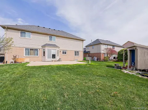 Exterior - 48199 Lafayette Dr, Macomb, MI 48044 photo 3 of 4