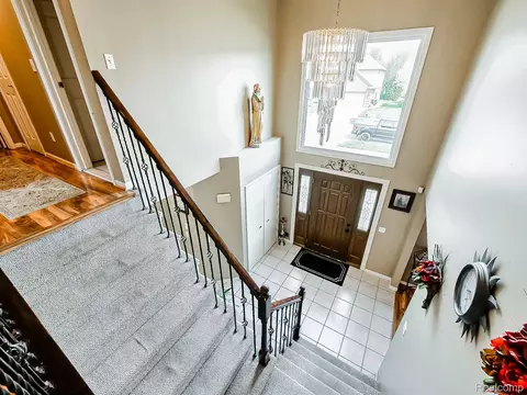Entry Way - 48199 Lafayette Dr, Macomb, MI 48044 photo 4 of 6