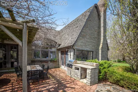 Exterior - 3625 Maple Grove Rd, Marion, MI 48427 photo 6 of 17