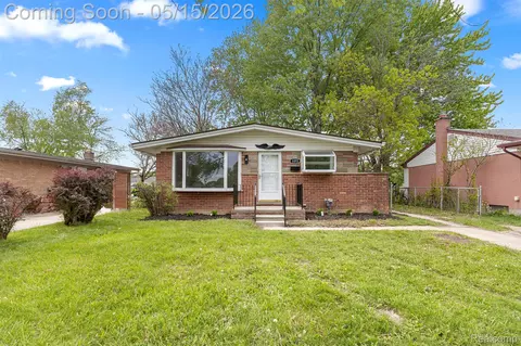 1072 S Venoy Rd S, Westland, MI 48186