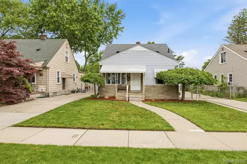 21326 Carlysle St, Dearborn, MI 48124