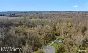 000 Springdale Ct, Hartford, MI 49057