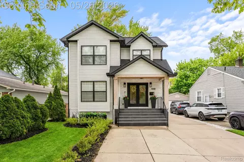 1339 E 14 Mile Rd, Birmingham, MI 48009