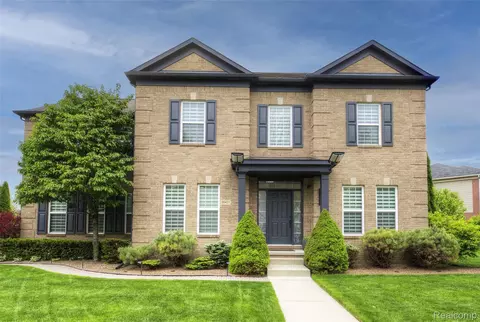 50411 Lansdowne Rd, Canton, MI 48188