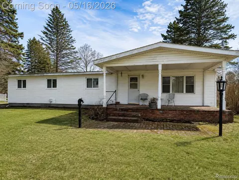 43625 Harris Rd, Sumpter, MI 48111